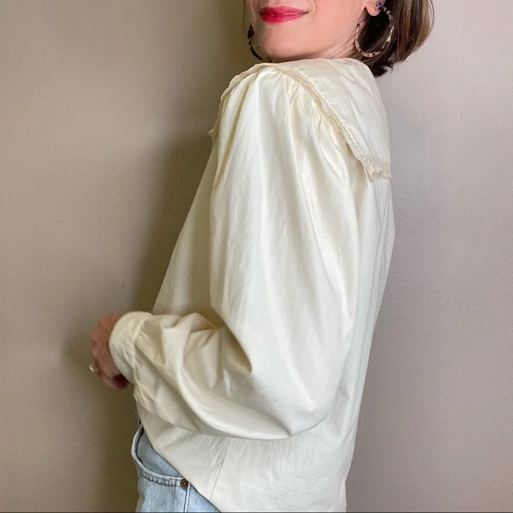 Vintage exaggerated collar embroidered bird lace trimmed button-up blouse cream - Picture 14 of 17